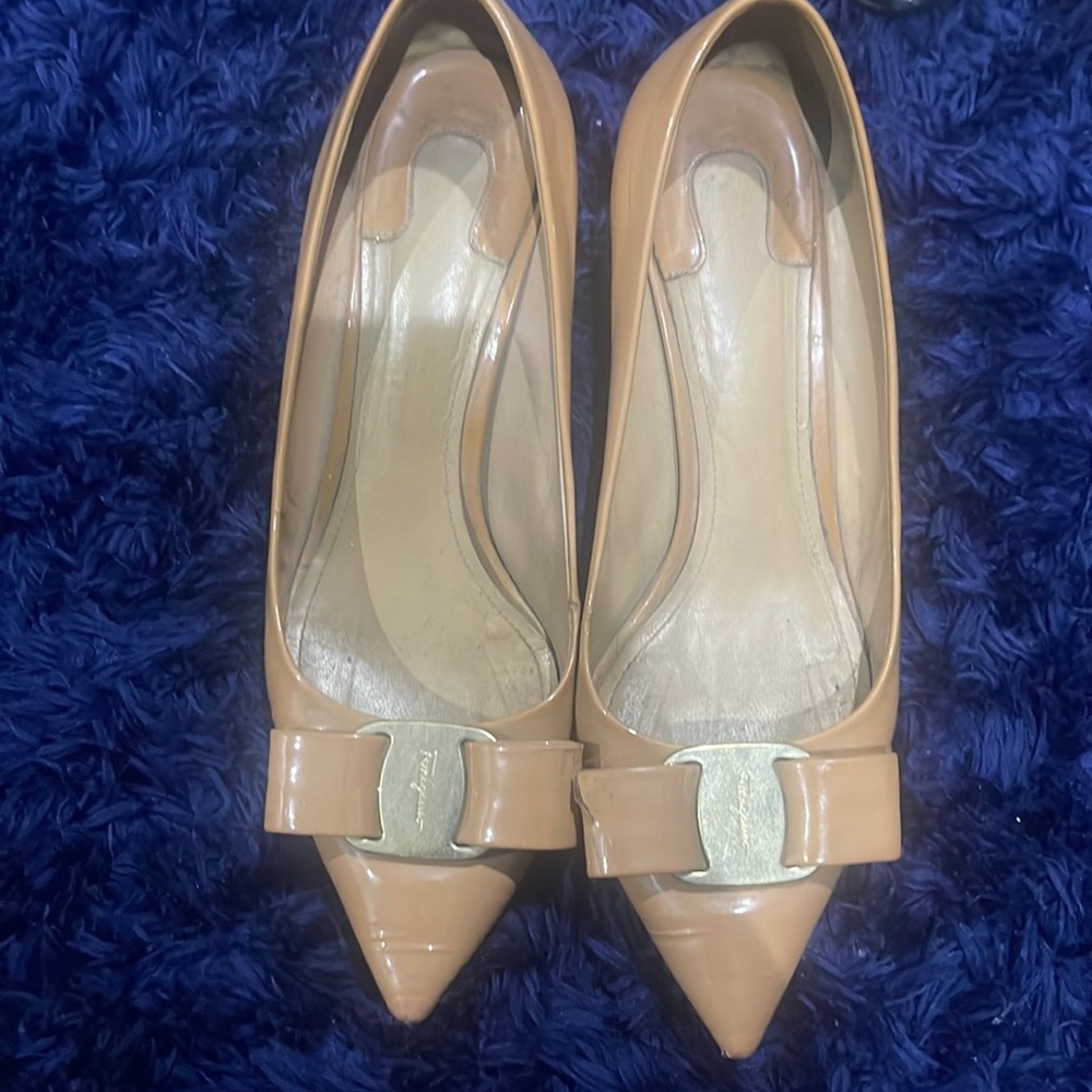 Ferragamo pumps 8c colour is peachy nude